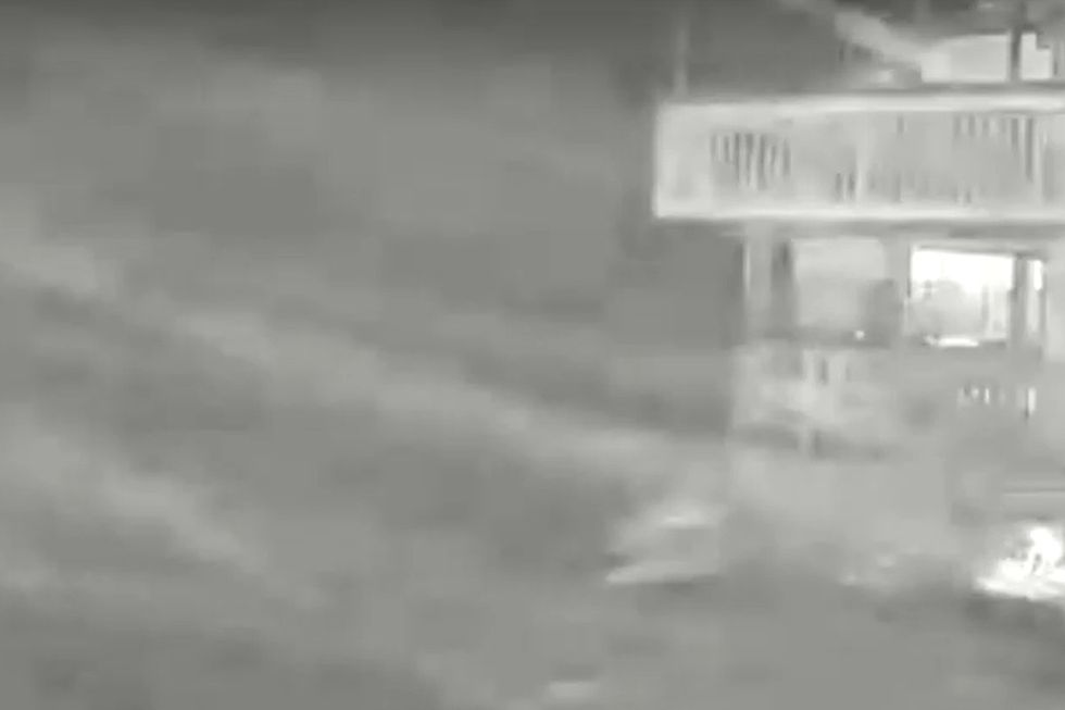 Rain hammers Florida coast