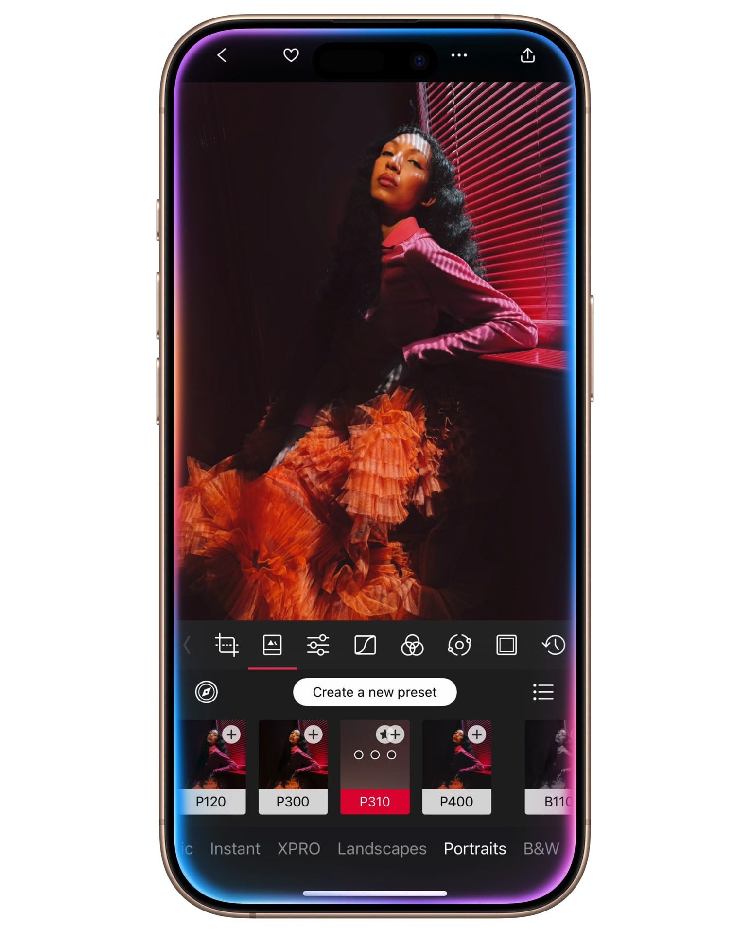 rainbow glowing animation surrounding the border of the iphone 16 pro shows the new version of siri is listening to request