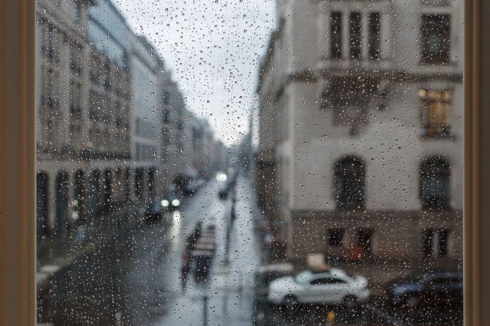 RAINY WINDOW
