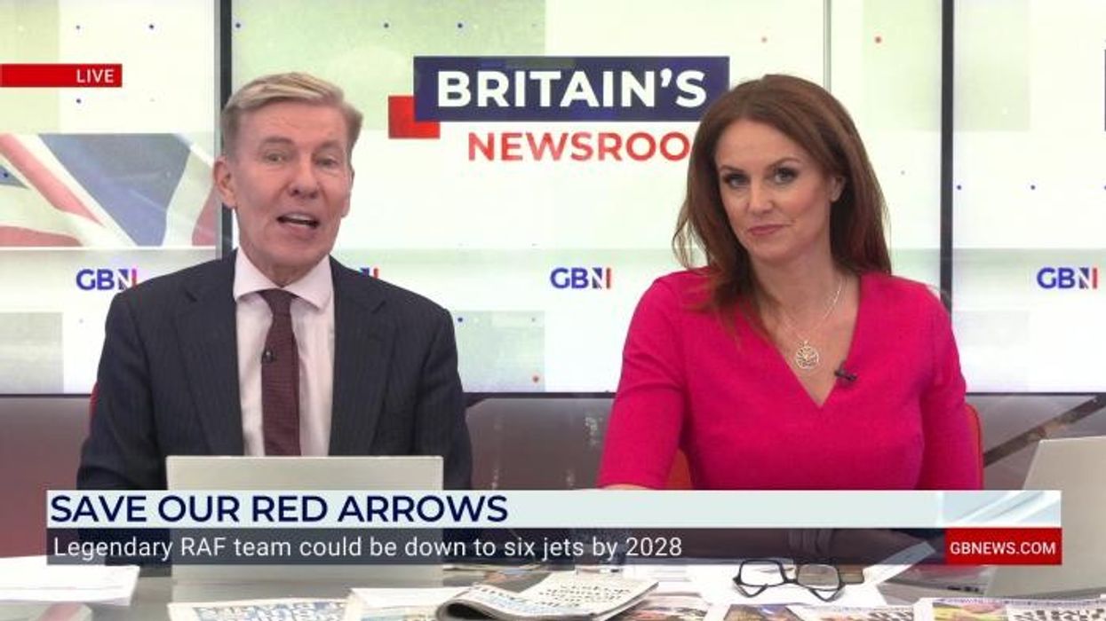 Red Arrows show cancelled suddenly at last minute as UK military put on standby