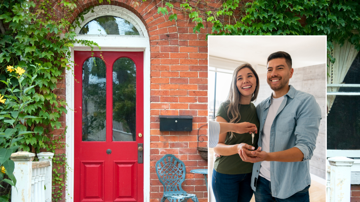 Red front door / people getting home keys