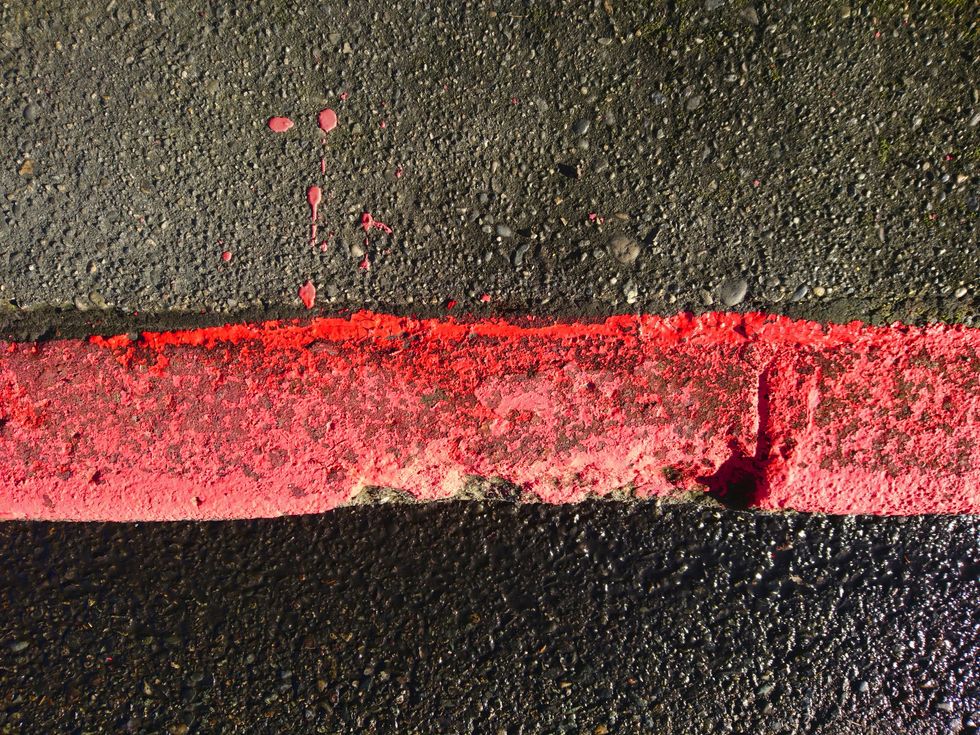 Red paint curb