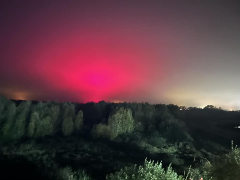 Reddish hue from tomato factory