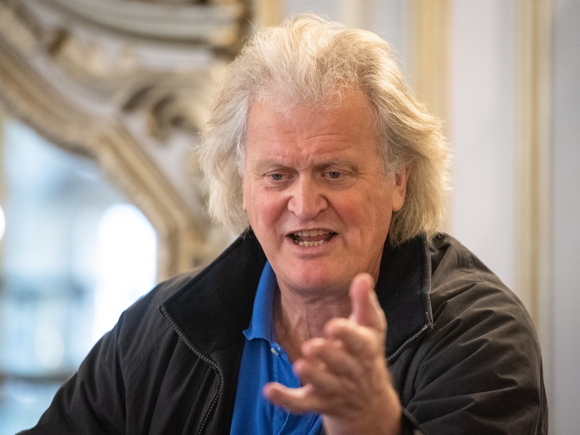 Wetherspoon boss urges pubs to back Reform's tax overhaul as it would 'utterly transform' hospita...
