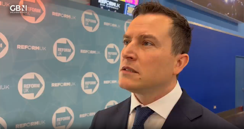 Reform MP McMurdock issues direct message to GB News viewers as UK 'getting worse' under Labour