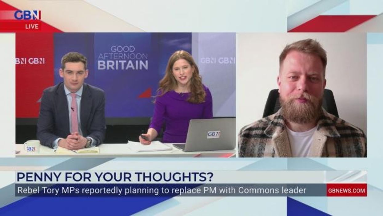 Those on the right should support the Tories rather than vote for any other party on the right which will allow Mr flip flop Starmer in, says Neil Parish