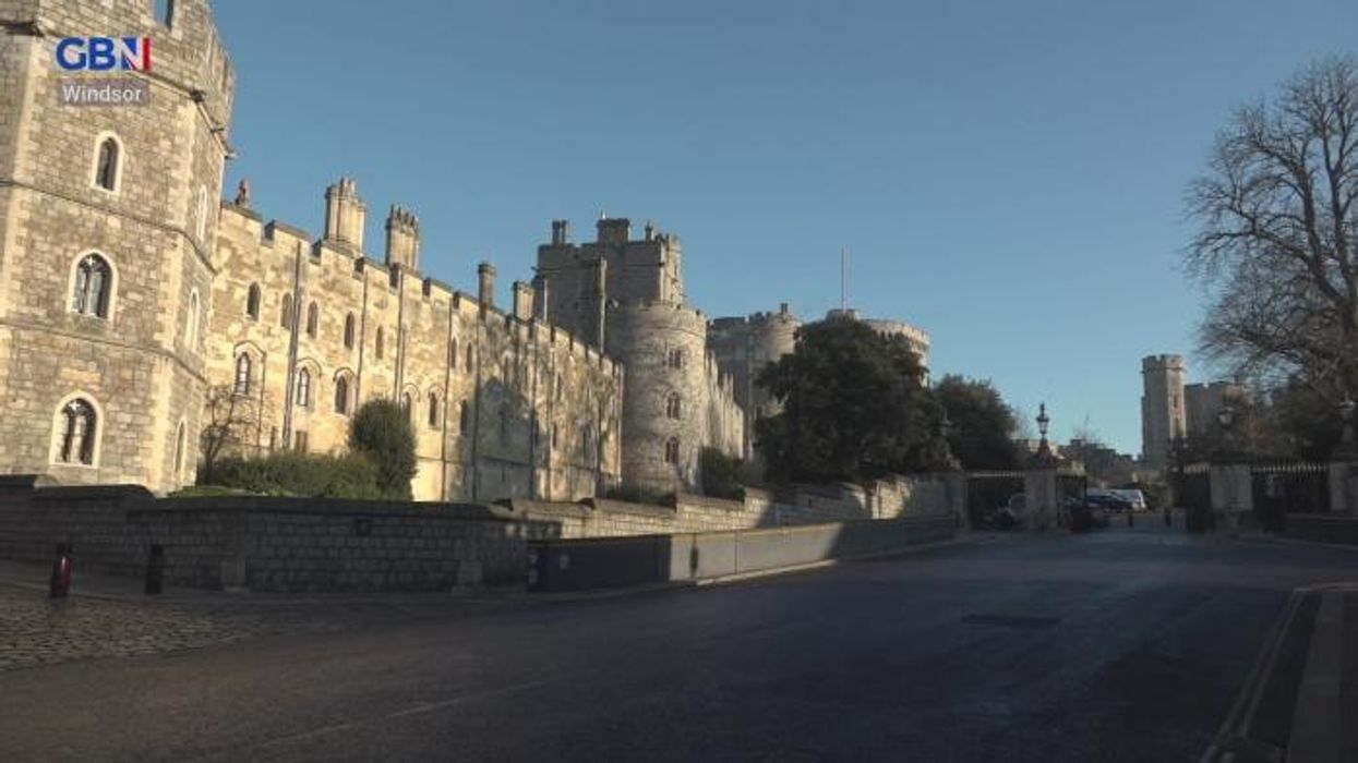 Ferris wheel stretching 115ft high sparks fury after plans to build attraction just 400m from Windsor Castle