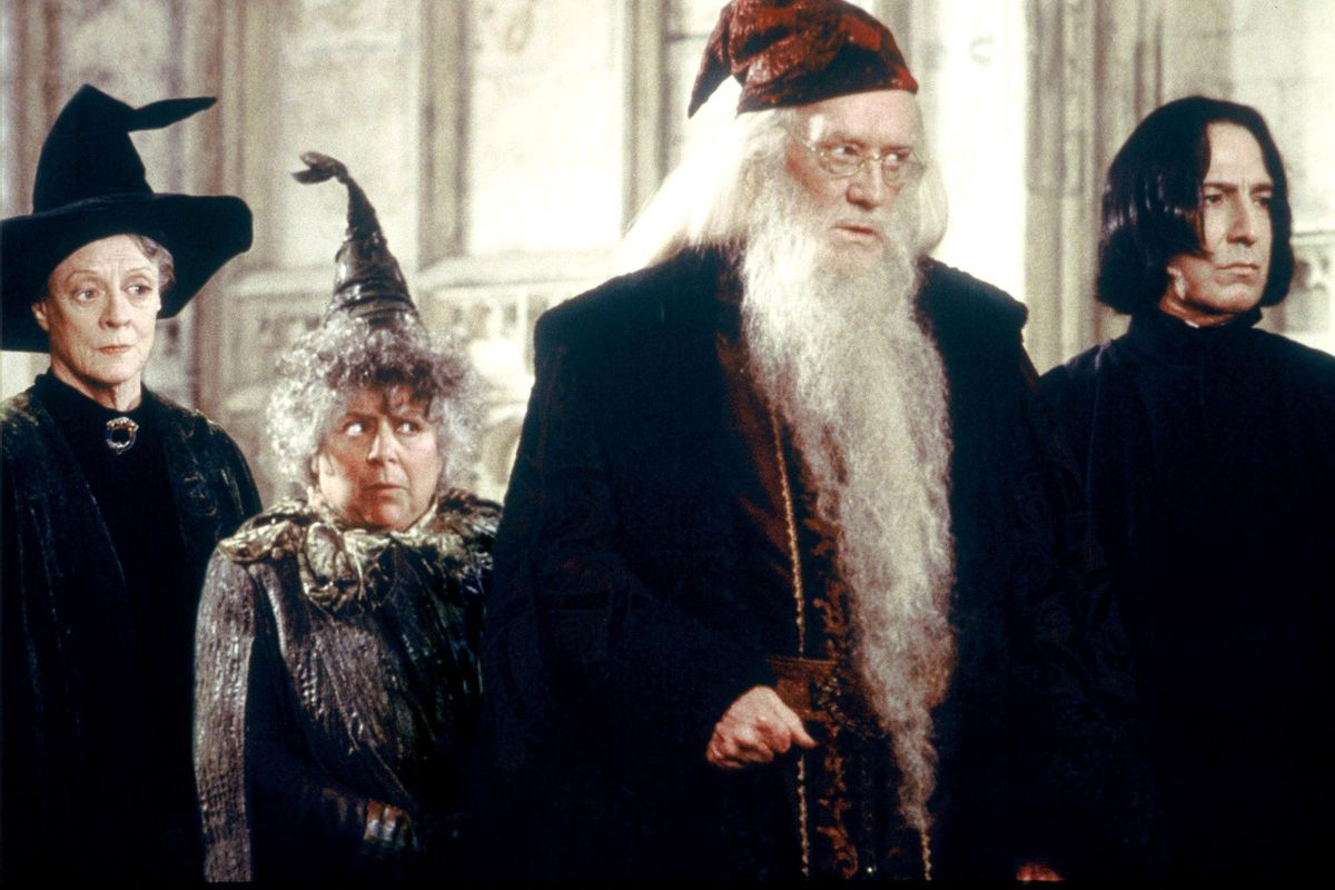 Richard Harris (second from right)