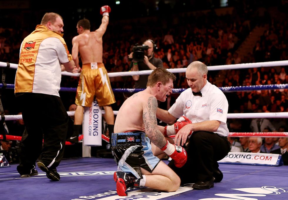 Ricky Hatton, Vyacheslav Senchenko
