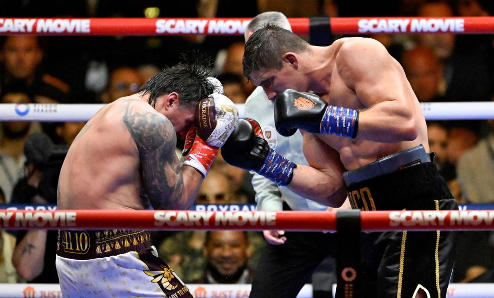 Rico Verhoeven lasted 11 rounds before losing to Oleksandr Usyk