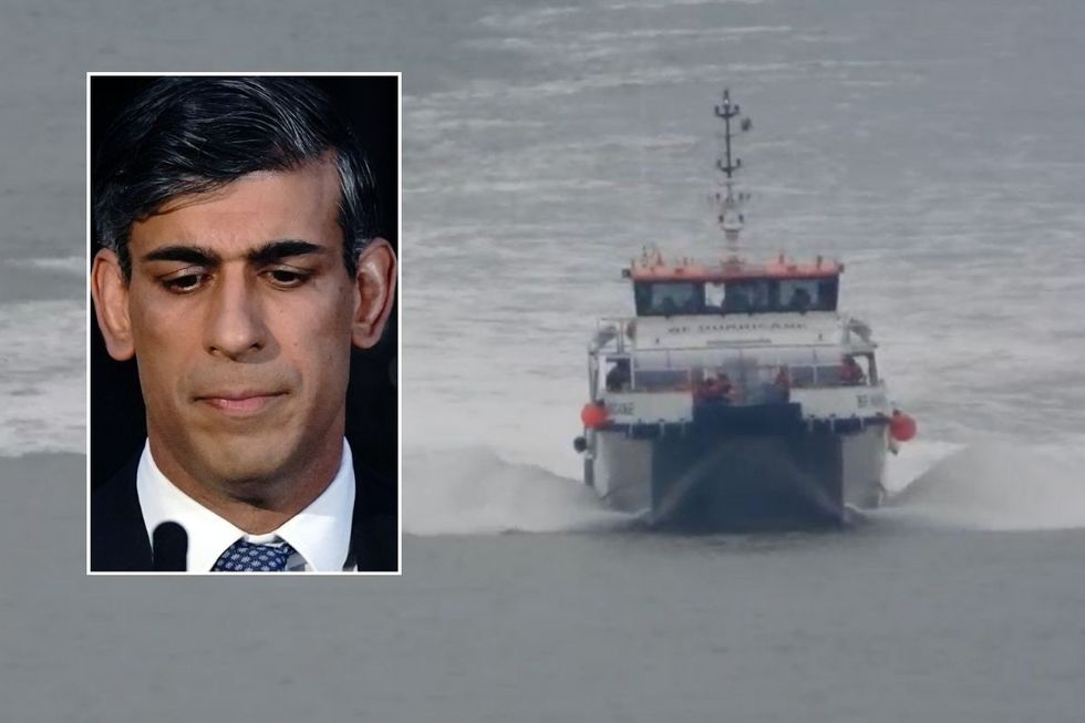 Rishi Sunak/Boat of the English Channel