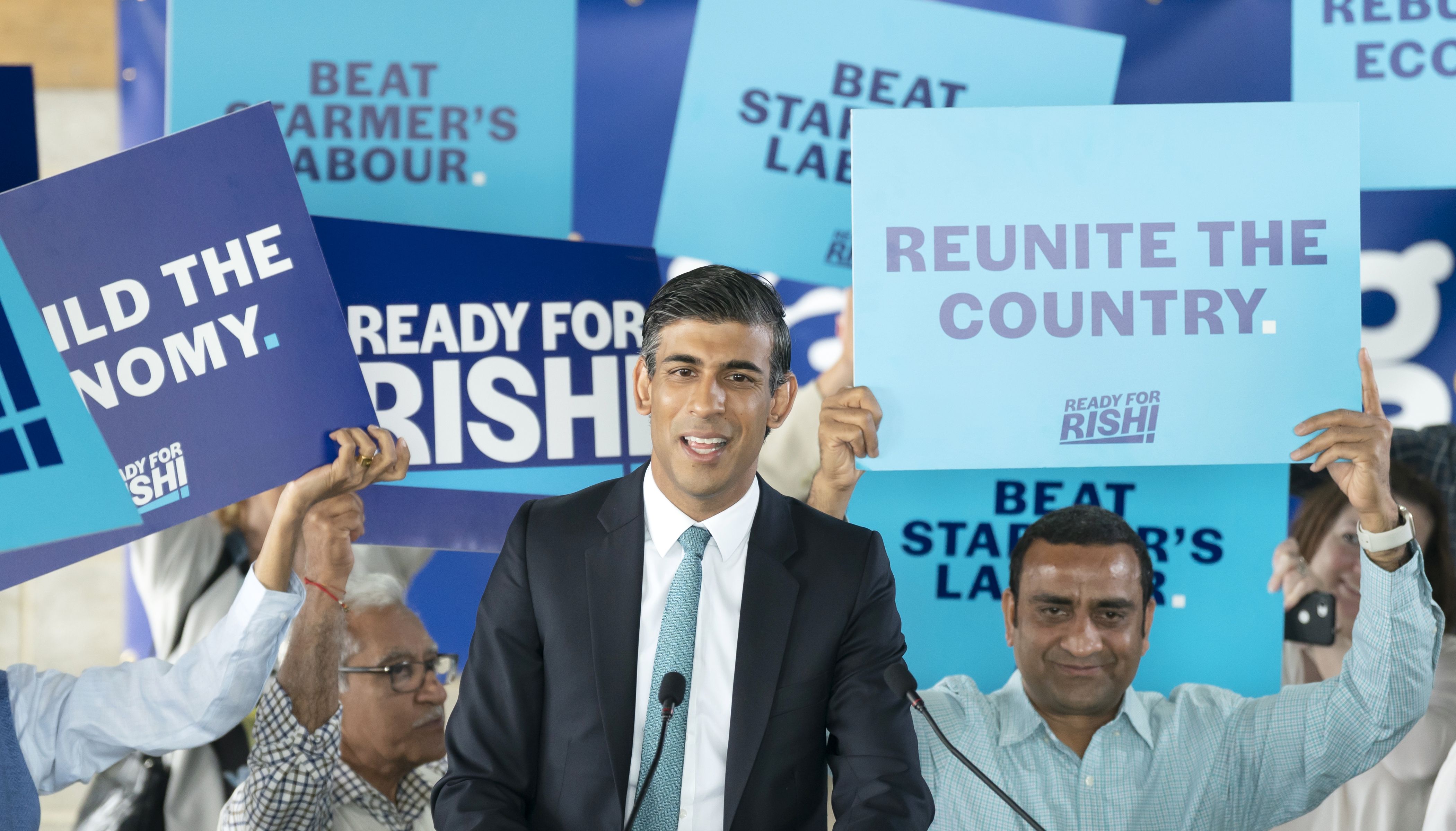 Rishi Sunak delivers a speech at Vaculug tyre specialists at Gonerby Hill Foot, Grantham, as part of his campaign to be leader of the Conservative and Unionist Party and the next Prime Minister