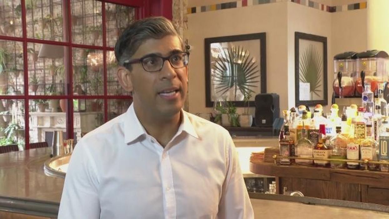 Rishi Sunak FUMES at 'completely wrong' Putin comments from Nigel Farage