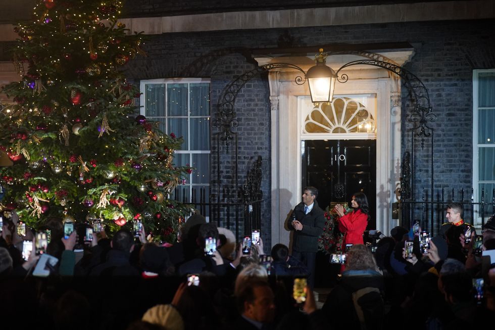 Rishi Sunak turns on lights of No10 Christmas tree