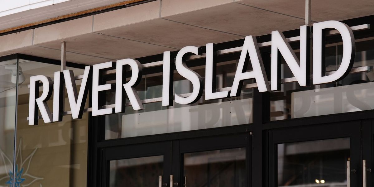 River Island accessory poses ‘serious risk’ to the kidneys and brain due to toxic metal threat River Island accessory poses ‘serious risk’ to the kidneys and brain due to toxic metal threat