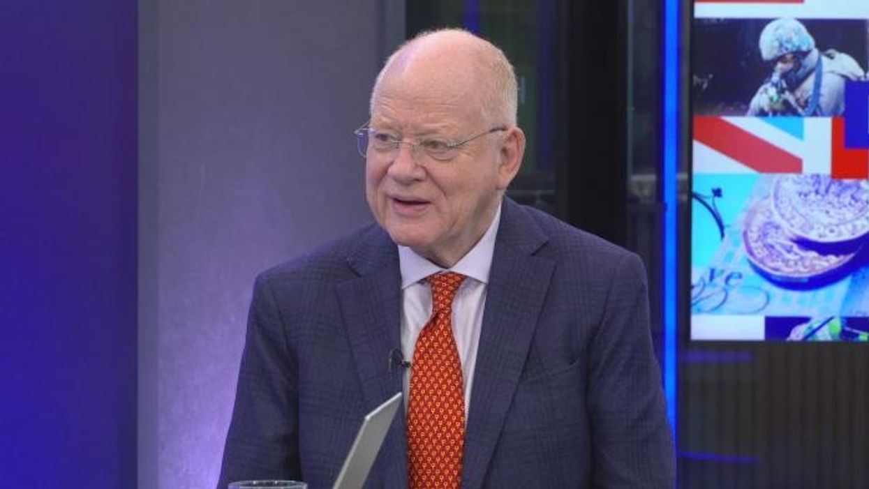 'Young people won't go back into work!' Robert Fox highlights issue caused by Covid epidemic that is destroying our country