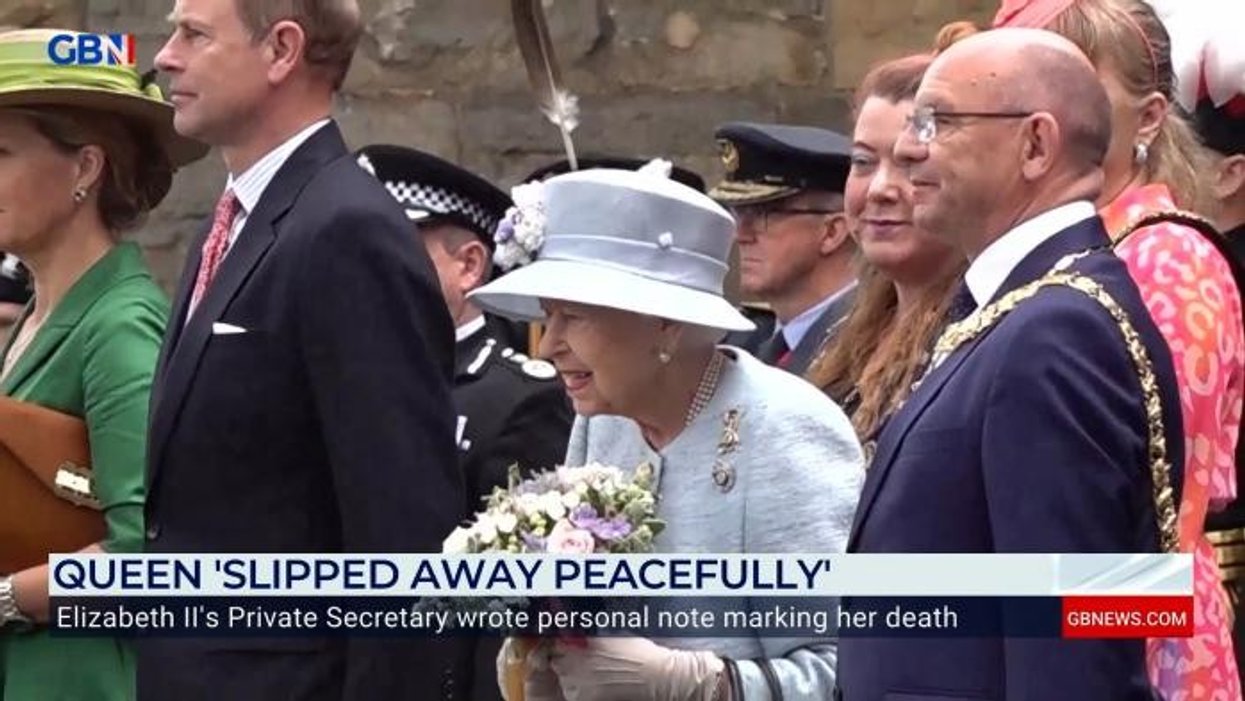 ‘Queen was VERY upset’ Robert Hardman speaks out on late Queen name fury at Meghan and Harry