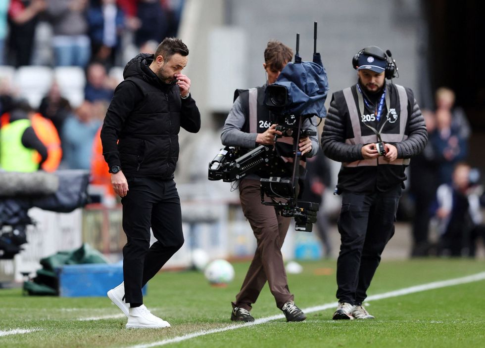 Roberto De Zerbi suffered defeat in his first game in charge of Tottenham