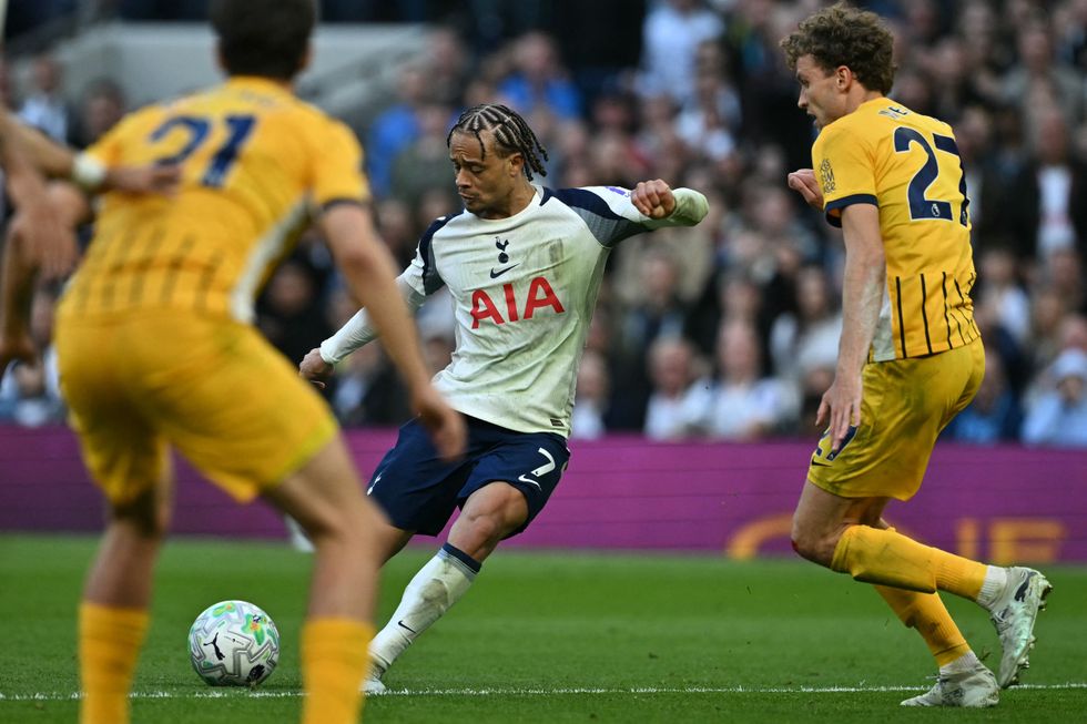 Roberto De Zerbi ficou encantado com o desempenho do Tottenham no empate por 2 a 2 com o Brighton