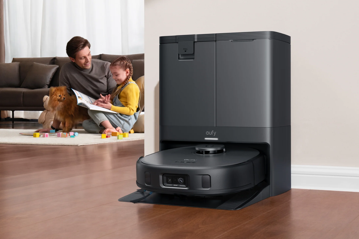 Robot vacuum cleaner in charging dock