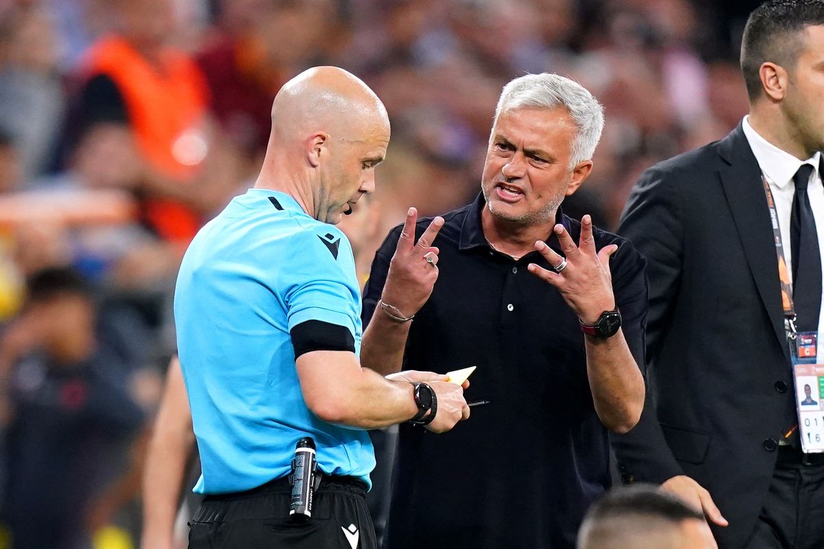 Roma manager Jose Mourinho exchanges words with referee Anthony Taylor during the UEFA Europa League Final at the Puskas Arena, Budapest