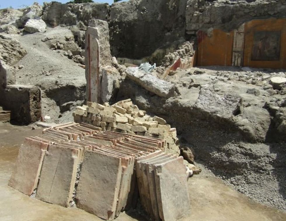 Roman building materials discovered in Pompeii