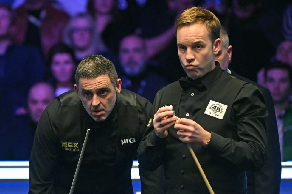 Ronnie O'Sullivan and Ali Carter