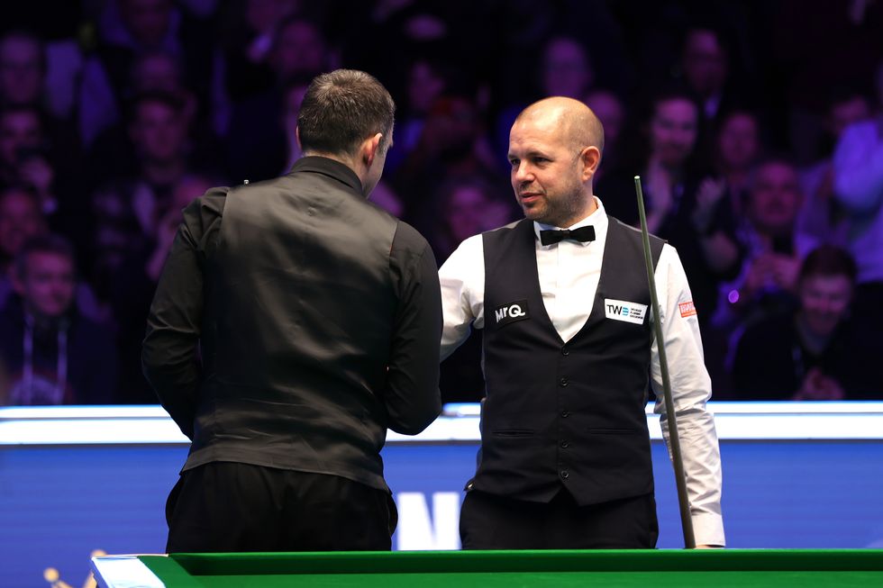 Ronnie O'Sullivan and Barry Hawkins