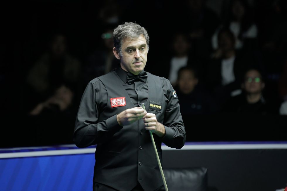 Ronnie O'Sullivan has revealed he came close to withdrawing from the World Snooker Championship because he was "scared" and feared he would "embarrass" himself on the sport's biggest stage