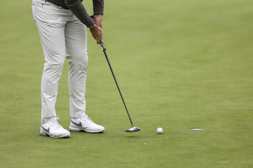 Rory McIlroy uses a Taylormade Spider putter