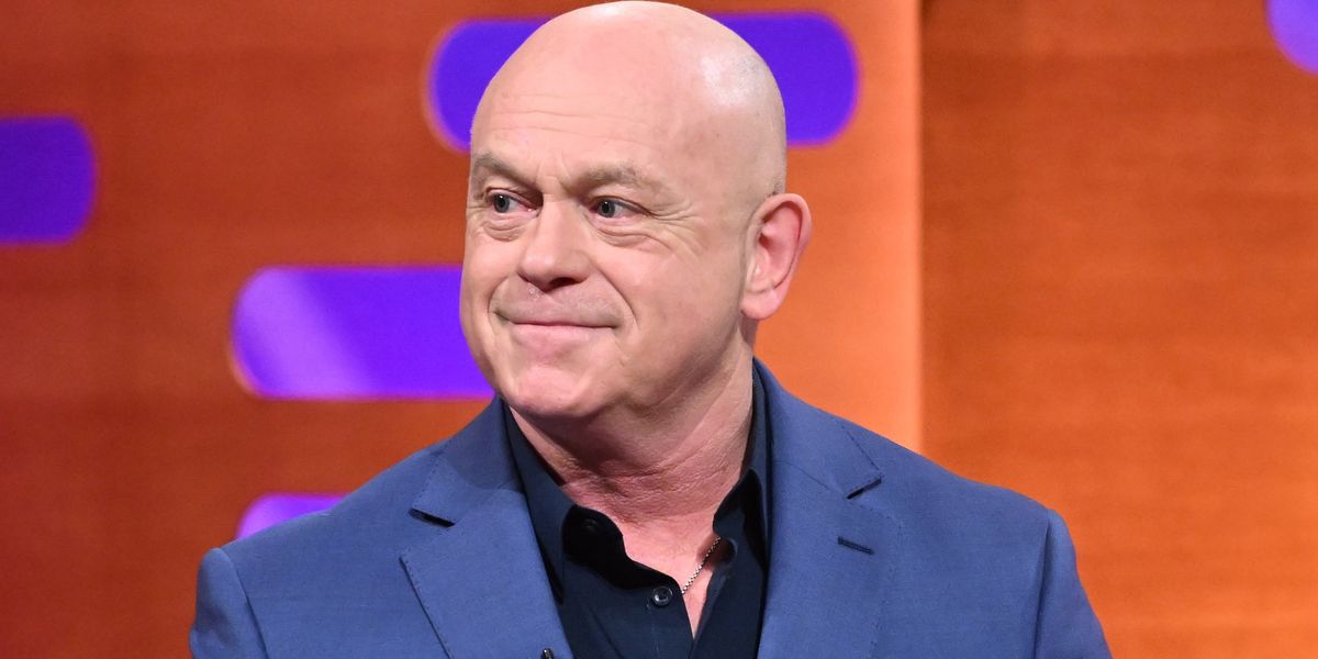 Ross Kemp flooded with support from BBC EastEnders co-stars as he announces death of father alongside funeral plans Ross Kemp flooded with support from BBC EastEnders co-stars as he announces death of father alongside funeral plans