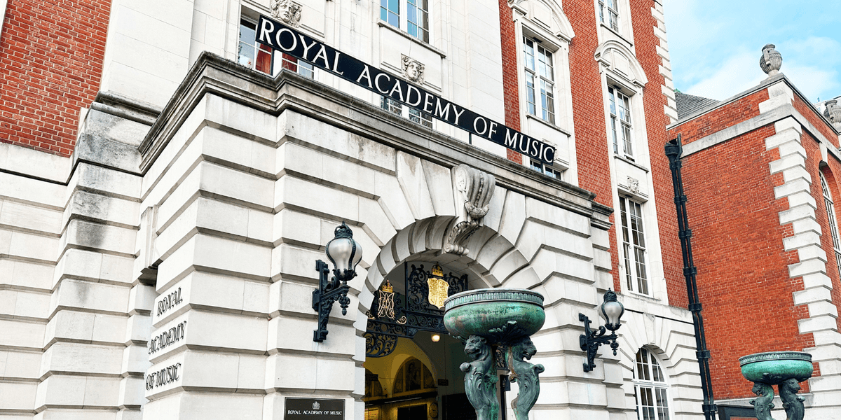 Private school children banned from conservatoire course in push to ‘widen participation’ Private school children banned from conservatoire course in push to ‘widen participation’