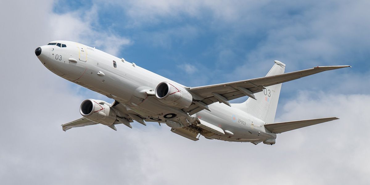 Royal Air Force plane declares emergency as it flies over Lincolnshire Royal Air Force plane declares emergency as it flies over Lincolnshire