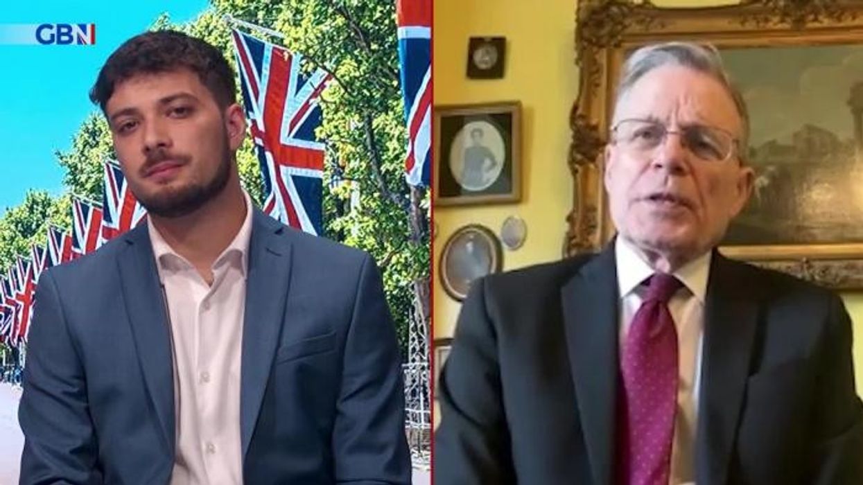 Meghan Markle and Victoria 'will not reconcile' as Beckhams 'distancing themselves' from Sussexes