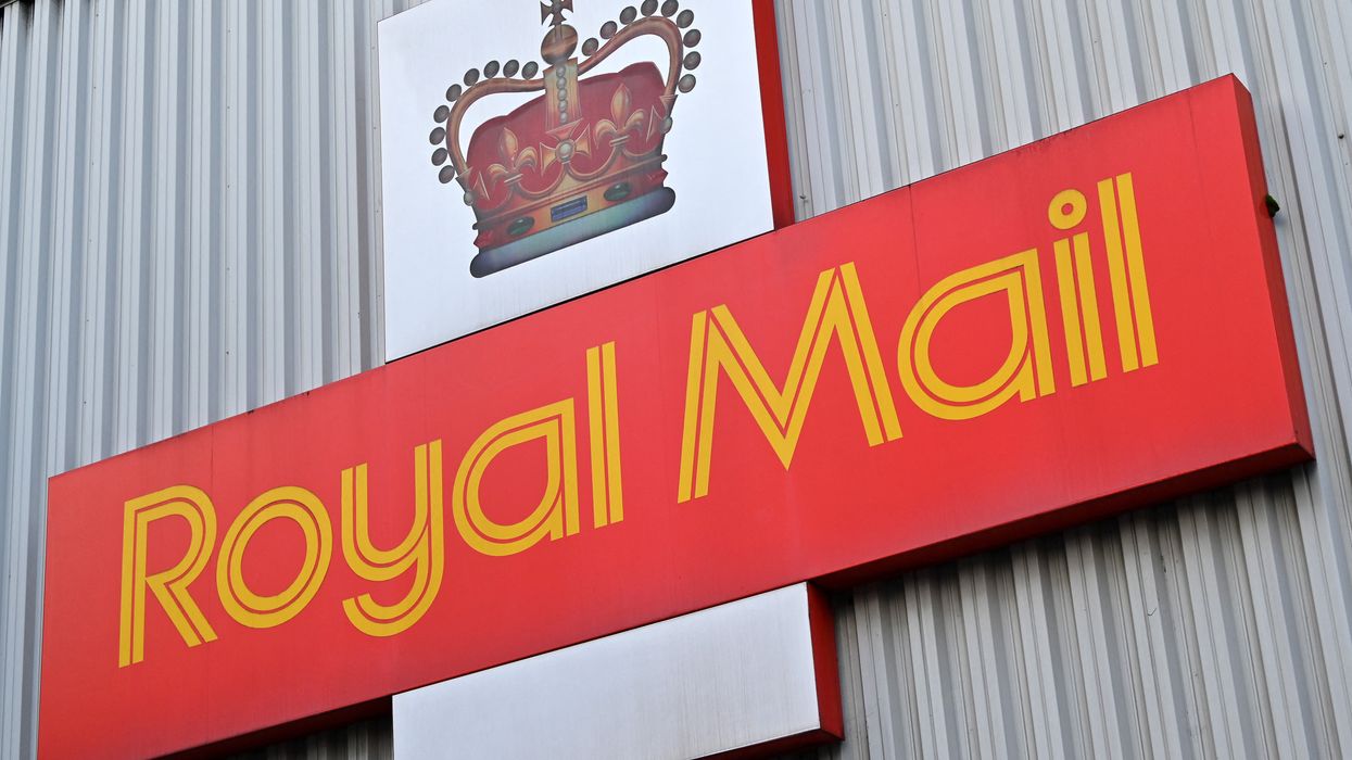 Royal Mail logo in pictures