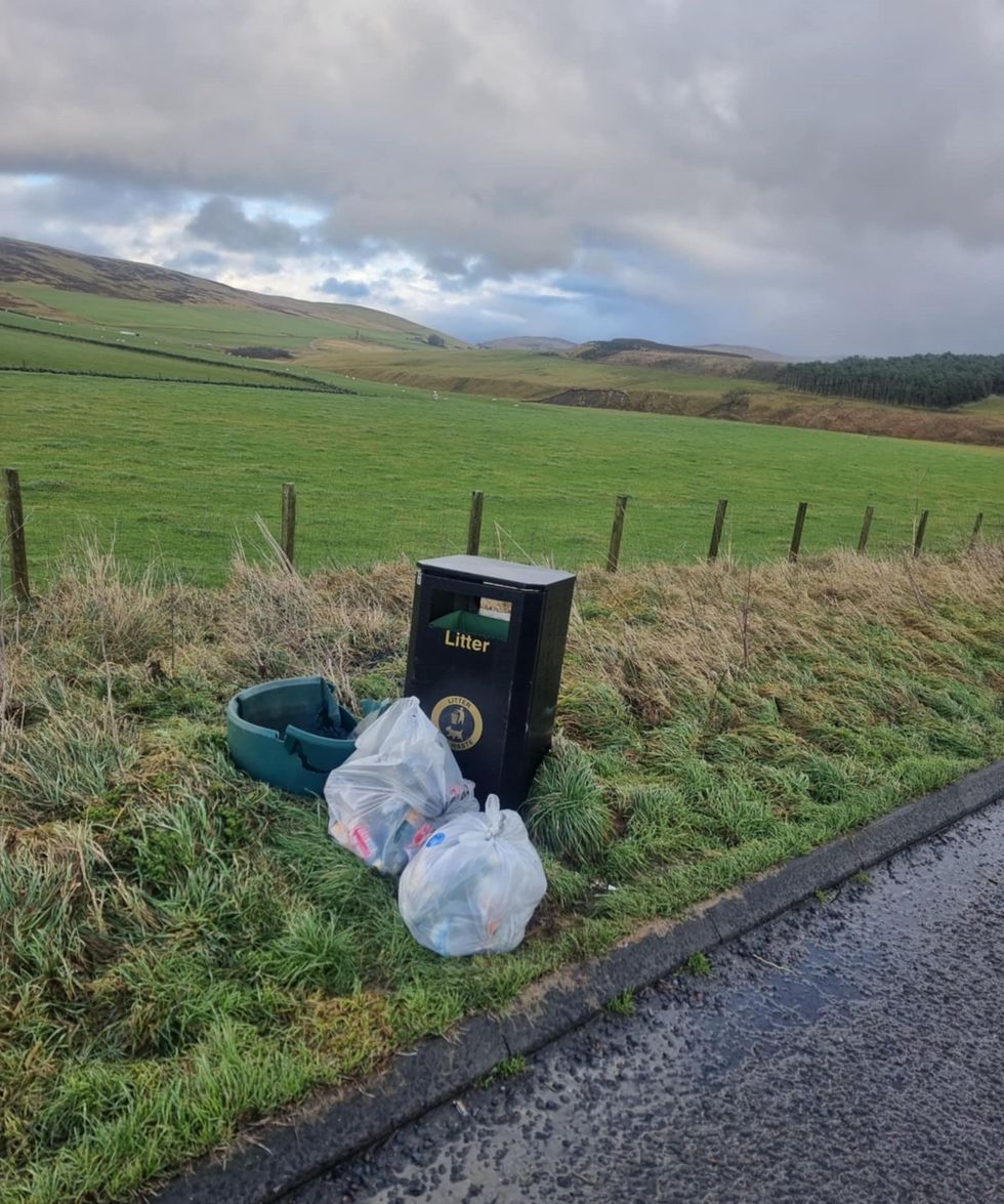 Rubbish by road