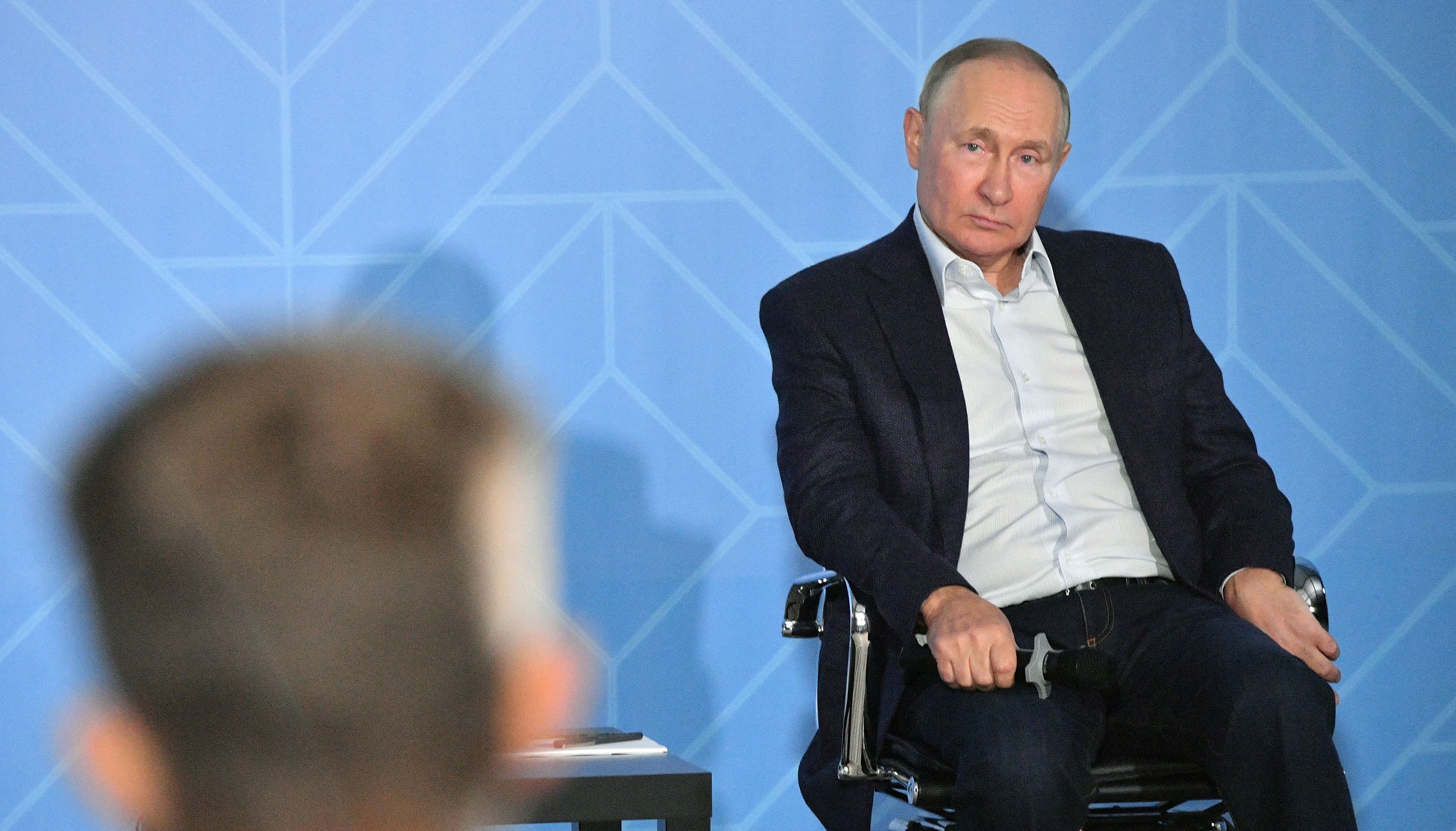 Russian President Vladimir Putin attends an ecology youth forum in Petropavlovsk-Kamchatsky, Russia, September 5, 2022. Sputnik/Alexey Kudenko/Pool via REUTERS ATTENTION EDITORS - THIS IMAGE WAS PROVIDED BY A THIRD PARTY.
