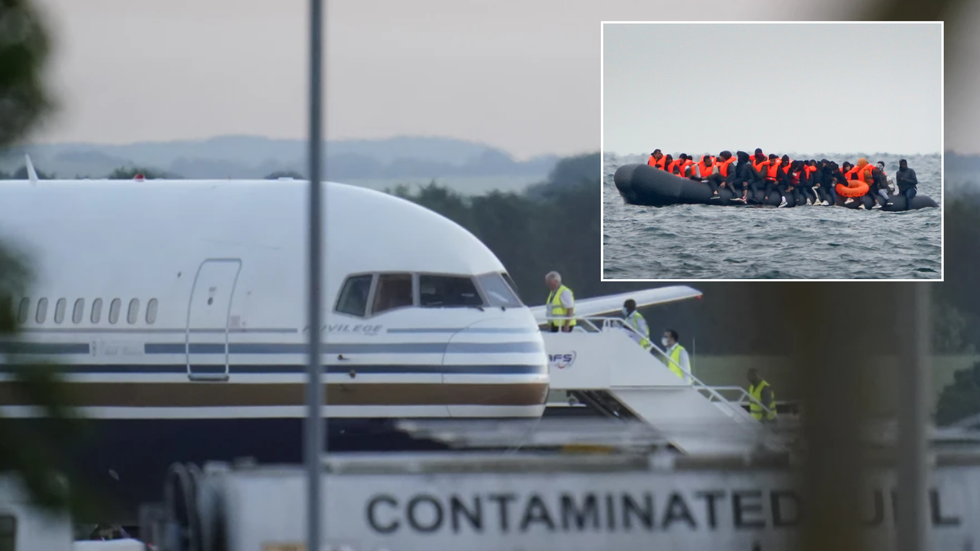 Rwanda flight/Small boat