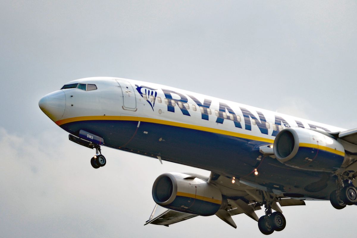 Ryanair Boeing 737-8AS (EI-DWX) passenger airliner comes in to land at Stansted Airport in Essex