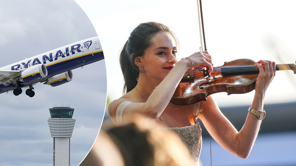 Ryanair plane/Esther Abrami