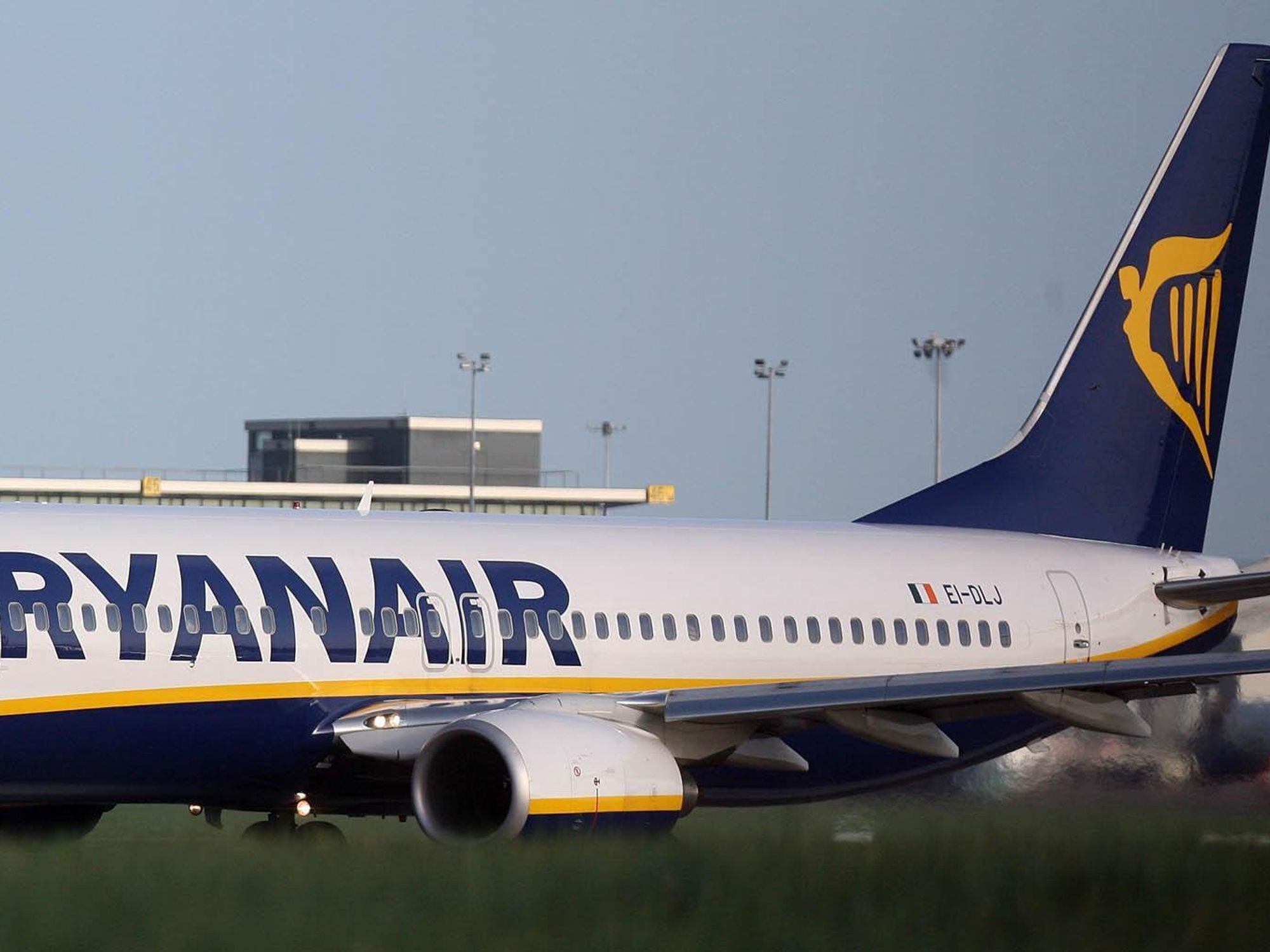 Ryanair plane