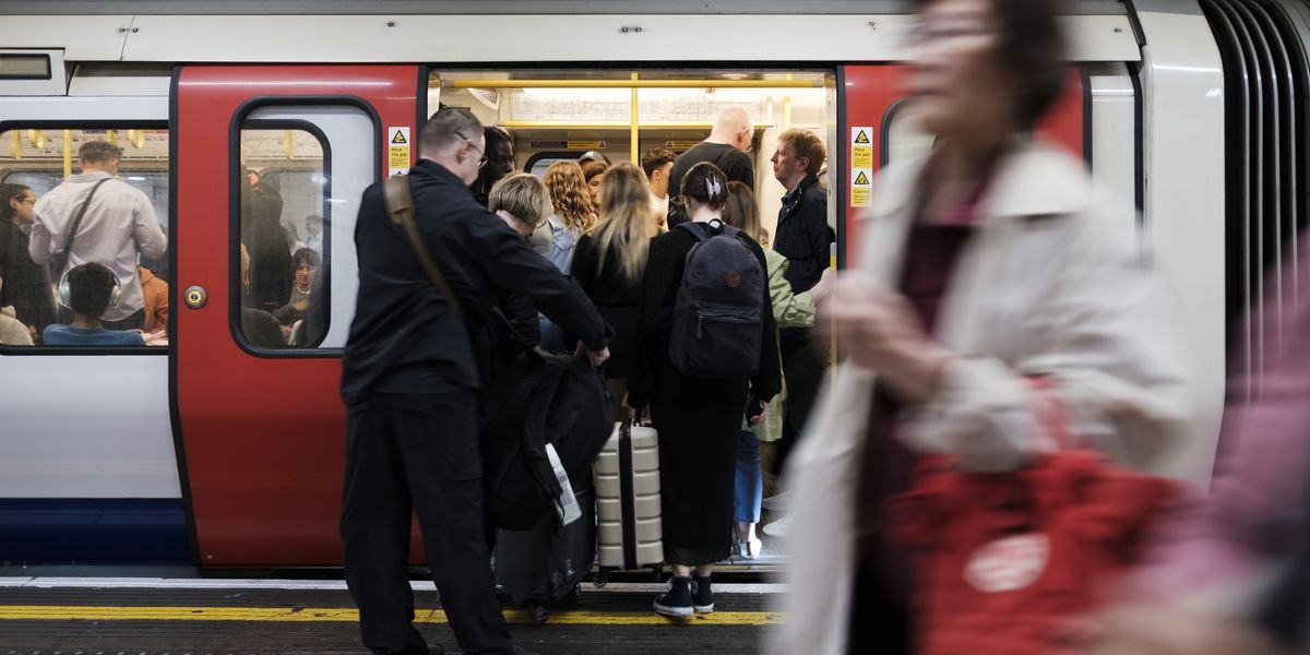 NextImg:Tube strikes suspended after union bosses celebrate TFL 'abandoning' proposals in fresh offer