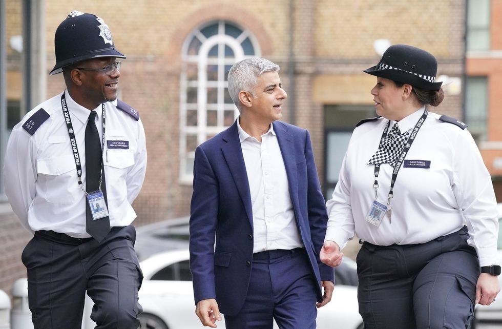 Sadiq Khan f