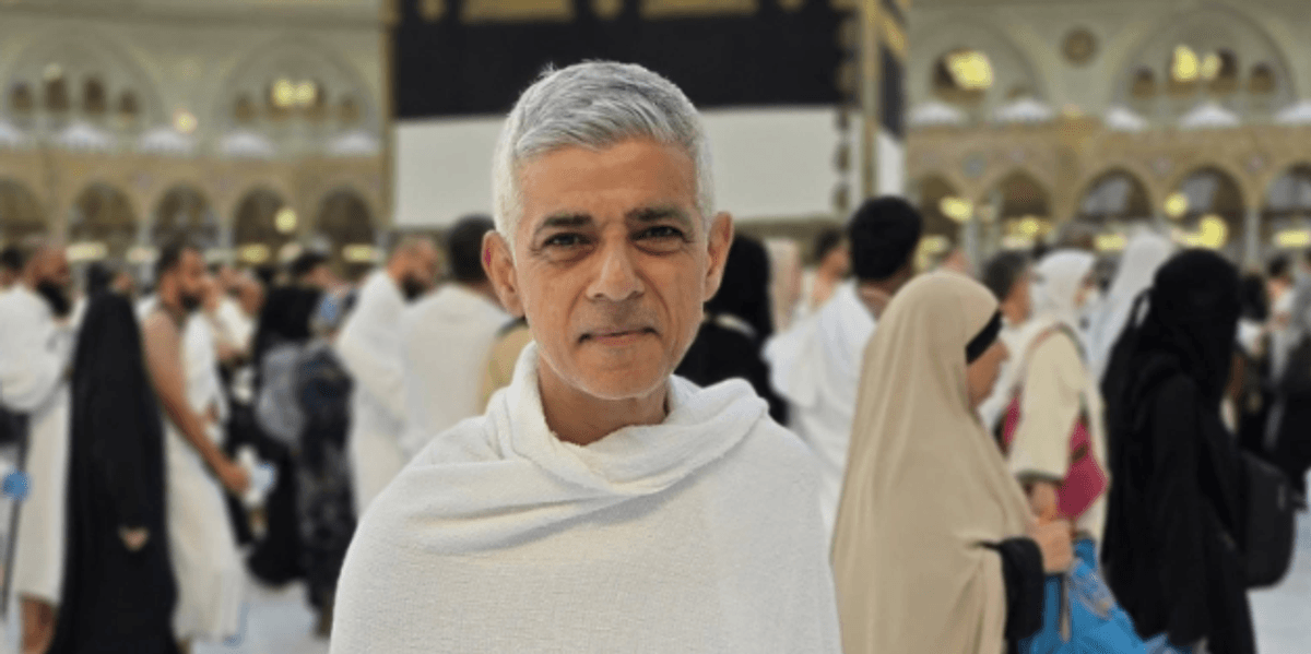 Sadiq Khan makes ‘profoundly life-changing’ pilgrimage to Mecca Sadiq Khan makes ‘profoundly life-changing’ pilgrimage to Mecca