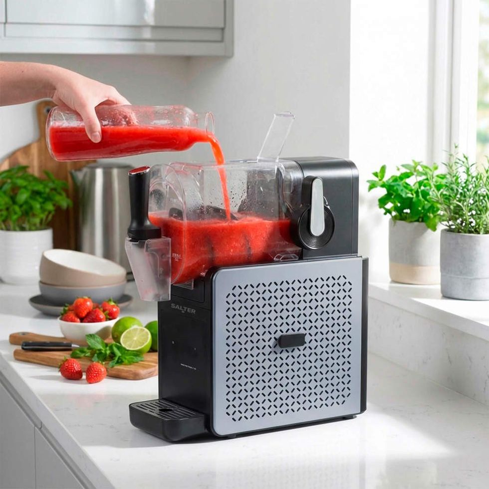 Salter slushie maker