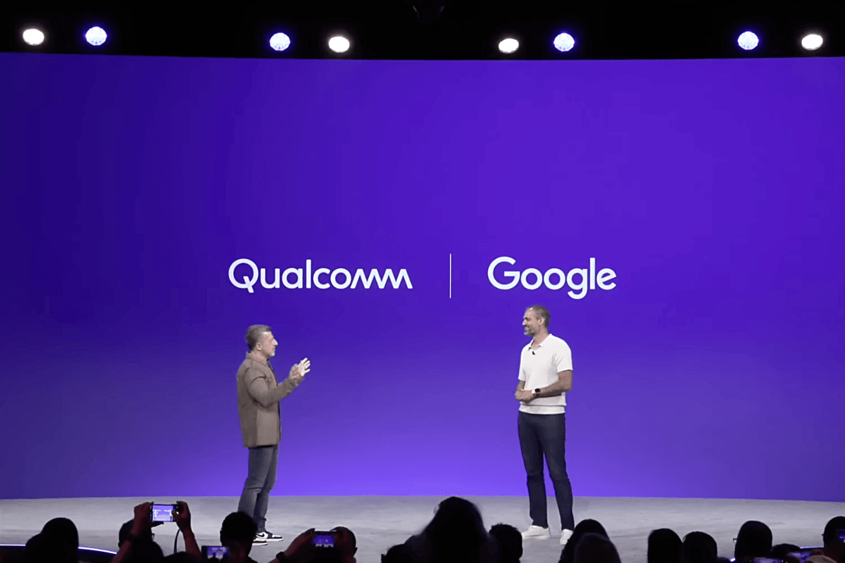 Sameer Samat speaking on-stage at the Qualcomm Snapdragon Summit