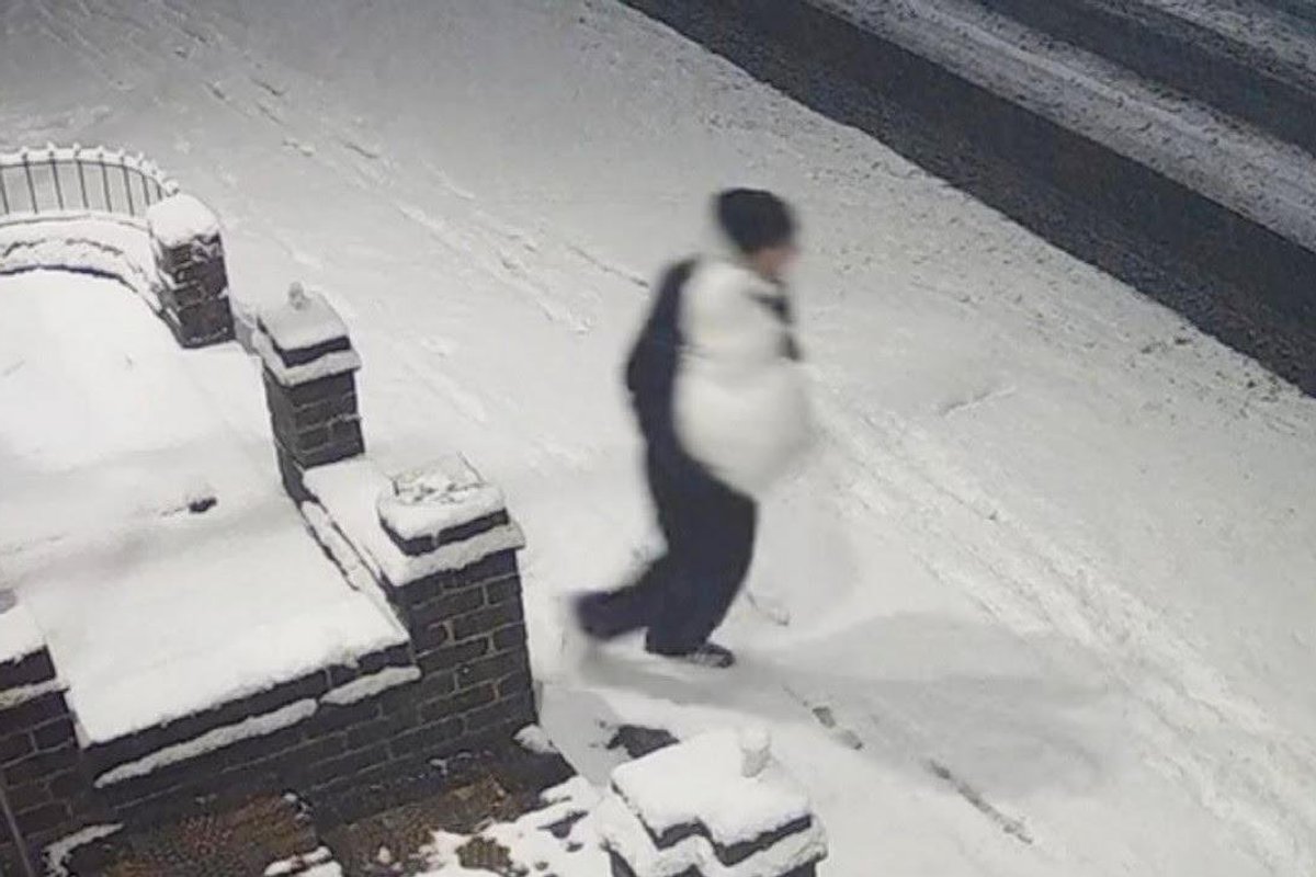 Sammy the snowman stolen outside the Potter pub