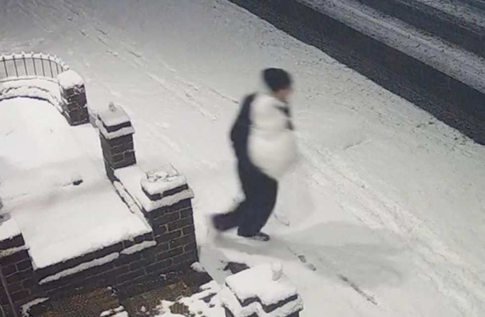 Sammy the snowman stolen outside the Potter pub