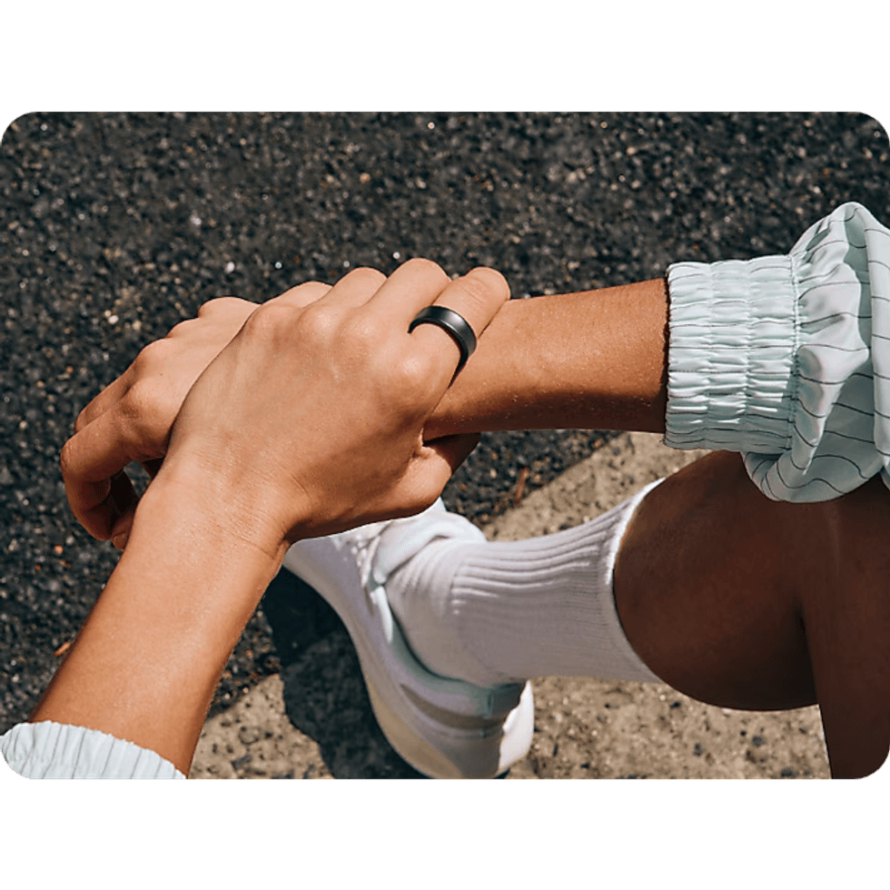 Samsung Galaxy Ring in black titanium worn on left hand