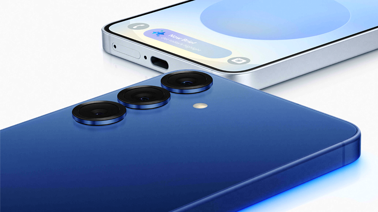 samsung galaxy s25 and galaxy s25 plus in blue lying on its side